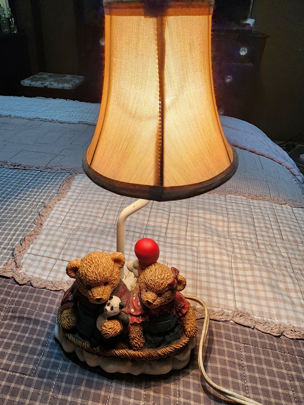 Bear Figurine Table Lamp in Beige and Brown